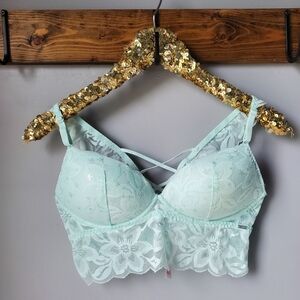 Victoria's Secret Pink Lace Push Up Bra Medium